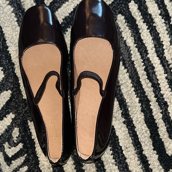 Madewell Glossy Brown Flats - Picture 2 of 6